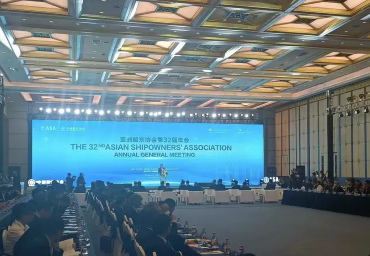 俄语法语英语西越阿拉伯语口笔译交同传速记 年会主持翻译大会开闭幕式翻译